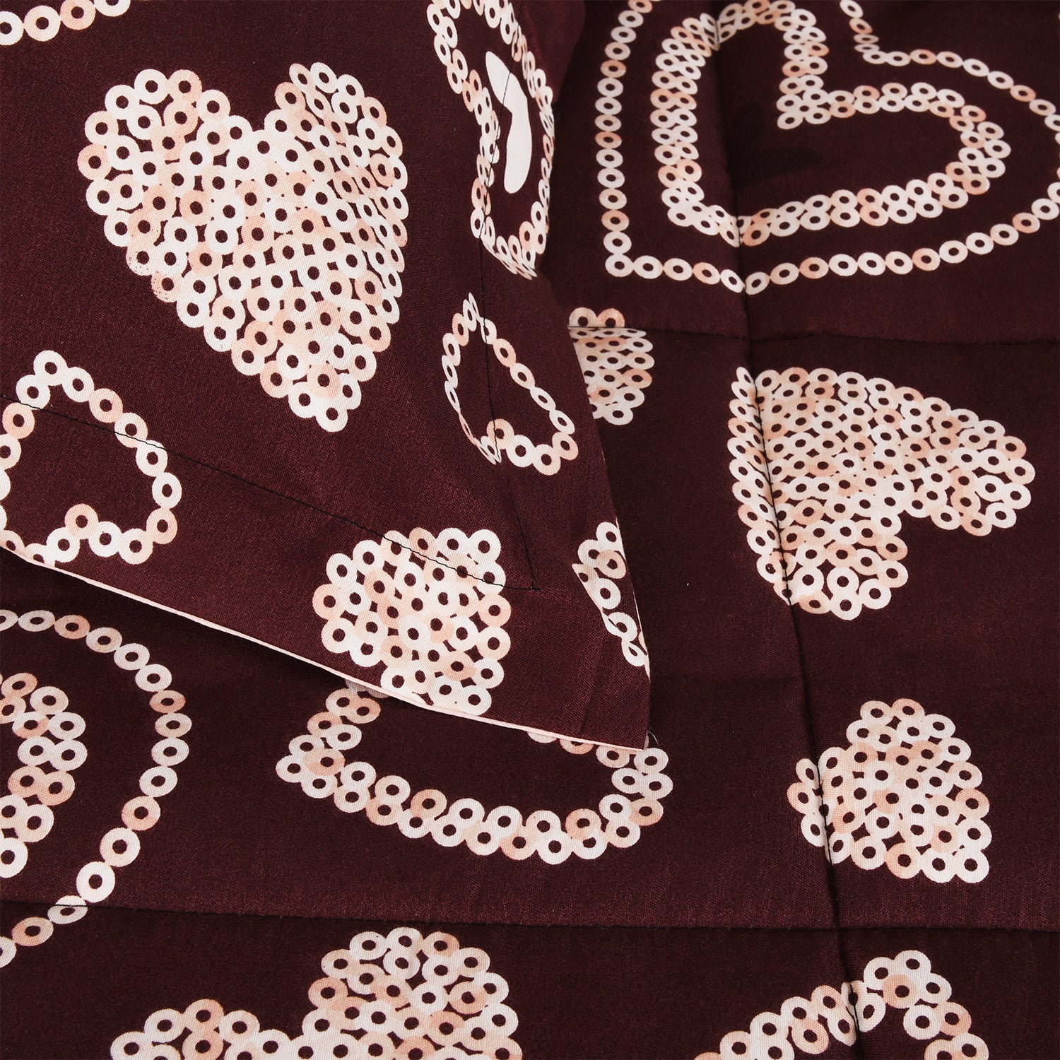 HIG Romantic Love Heart Print Comforter Set featuring a cozy quilted design with a love heart pattern, including two matching shams.